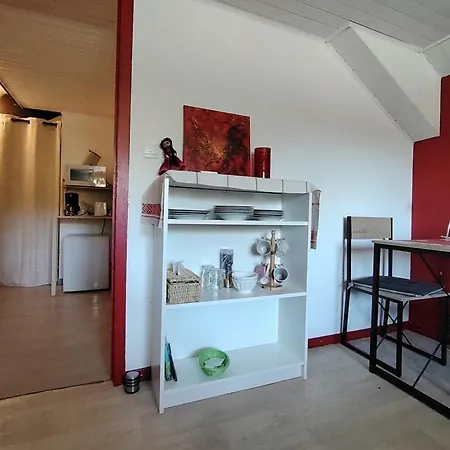 Privee Au Pays Des Volcans Homestay Massiac